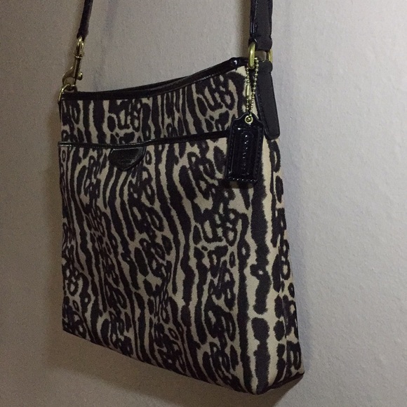 Coach Leopard Print Medium Bag- Like New - Picture 6 of 17